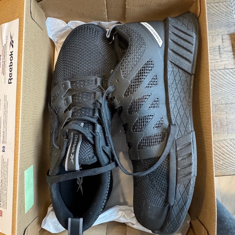 NEW Reebok Work Black Mesh Shoes with Durable Sole
Women 10
Mens 8